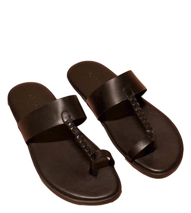 DMODOT -  Men's Pelle Kohlo Nero Black Toe Ring Sandals